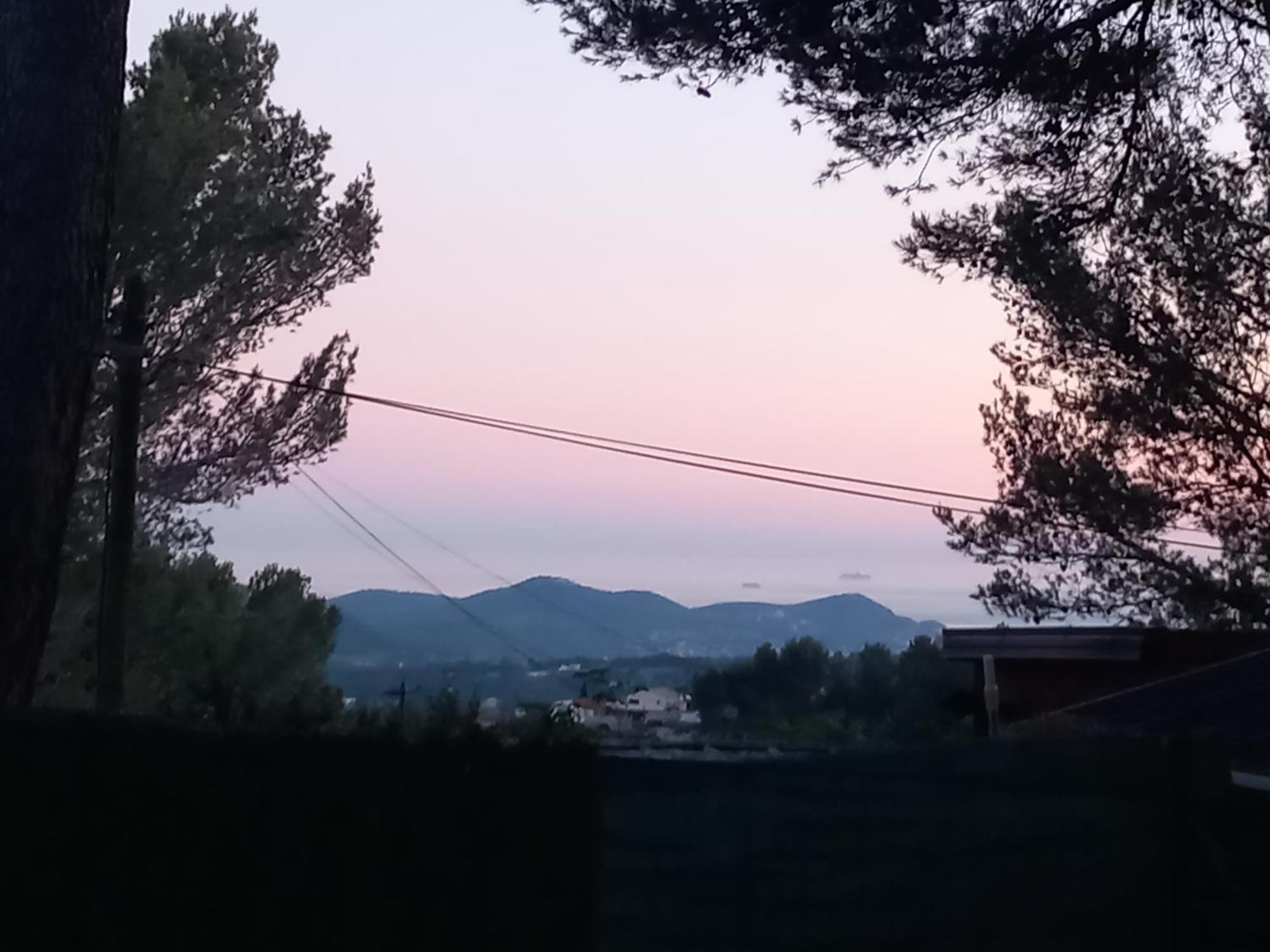 Mobilhome A Deux Pas Du Circuit Du Castellet Avec Terrasse Vue Mer Ле-Кастелле Екстер'єр фото